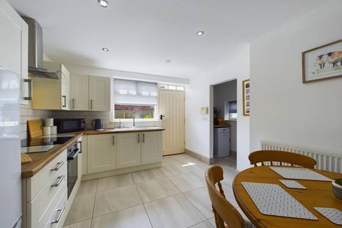 3 bedroom barn conversion for sale, Old Farm Close, Ottringham, HU12