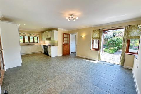 3 bedroom detached house for sale, Alderholt