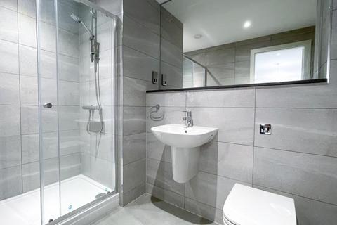 undefined, Apt 15 :: The Quarters