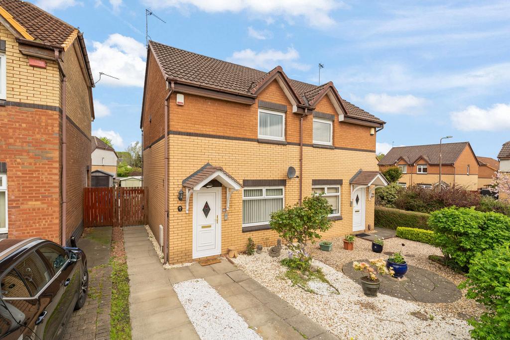 5 Woodville Court, Broxburn, EH525LU 2 bed semidetached house for sale