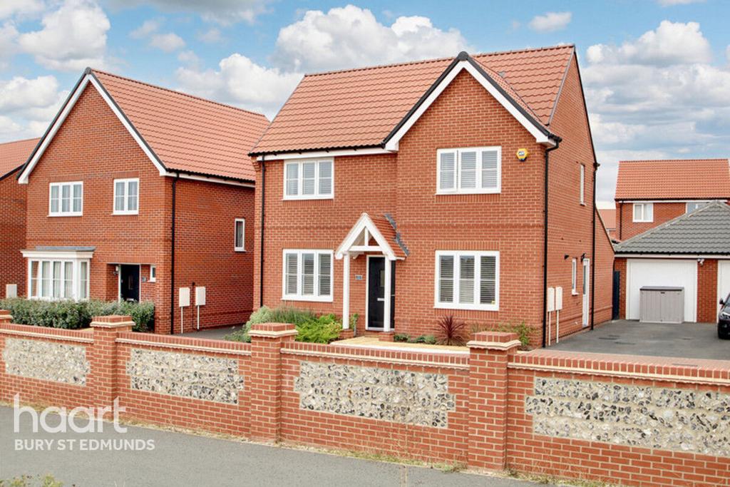 Redwood Drive, Bury St Edmunds 4 bed detached house for sale £450,000