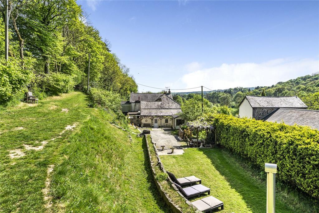 Newnham Bridge, Umberleigh, EX37 6 bed semidetached house for sale £525,000