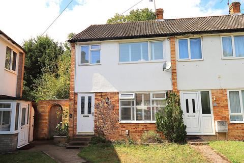 3 bedroom end of terrace house for sale, Barnes Close, Farnborough GU14
