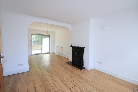 3 bedroom end of terrace house for sale, Barnes Close, Farnborough GU14