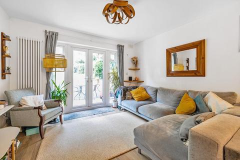 2 bedroom end of terrace house for sale, Knollys Road, Streatham