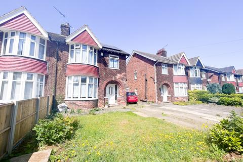 3 bedroom semi-detached house for sale, Exeter Road , DN15 7AX