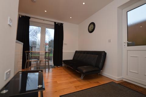 1 bedroom flat to rent, Keynsham Road London SE9