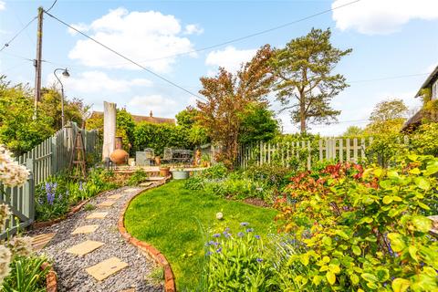 2 bedroom cottage for sale, The Close, Hardwick, Buckinghamshire, HP22