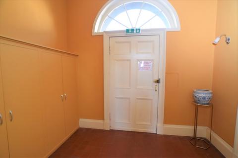 1 bedroom flat for sale, Flat 3, 47 Castle Street, Dumfries, DG1 1DU