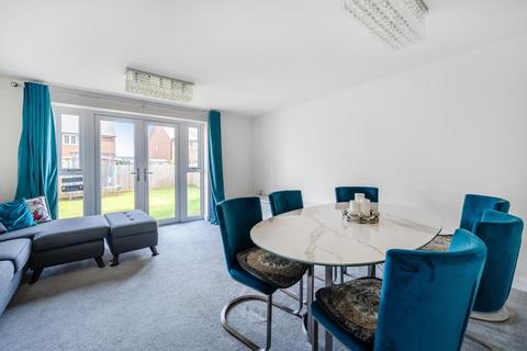 undefined, Aylesbury,  Buckinghamshire,  HP22