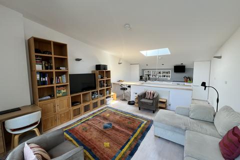 2 bedroom terraced house to rent, Mill Street, Oxford, Oxfordshire