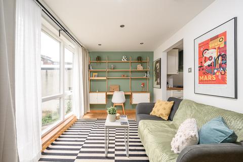 1 bedroom flat for sale, Dock Street, Edinburgh EH6