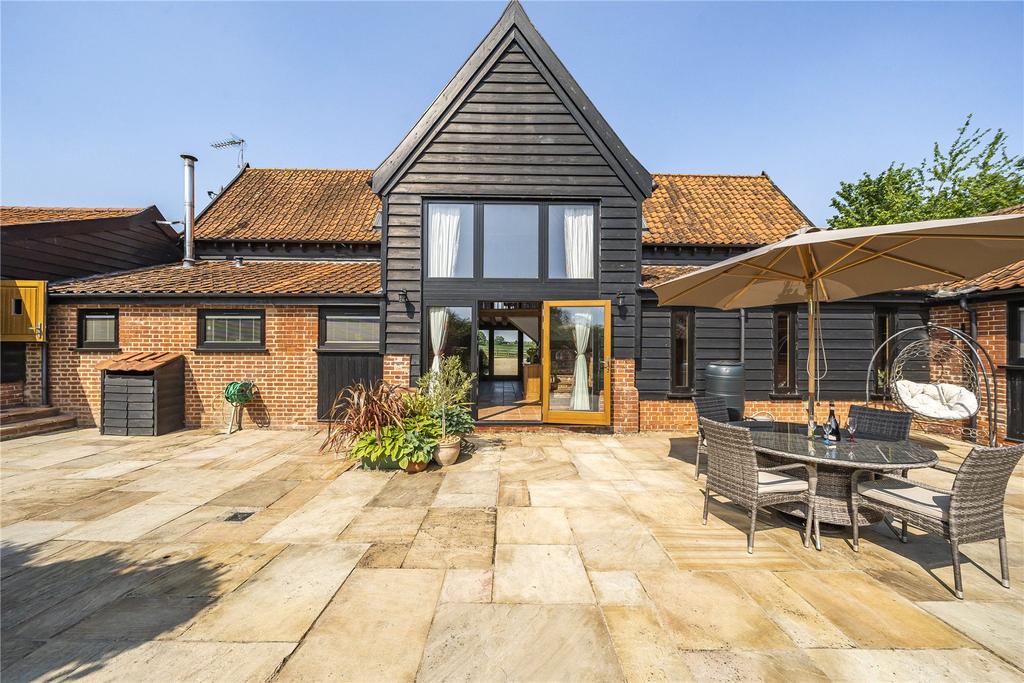 Combs Lane, Stowmarket, Suffolk, IP14 5 bed detached house for sale £