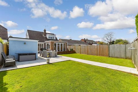 4 bedroom detached house for sale, Shepherds Walk, Hythe, Kent