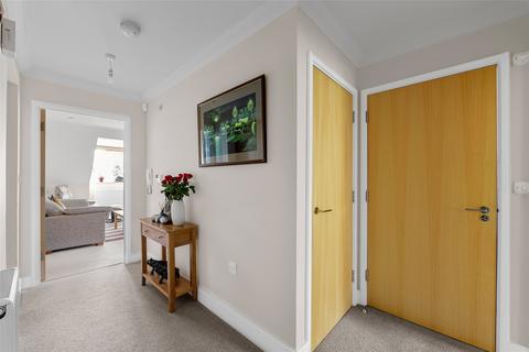 2 bedroom flat for sale, Park Lane East, Reigate, RH2