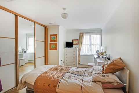 2 bedroom apartment to rent, The Oriel, Horley RH6