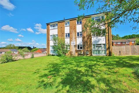 3 bedroom apartment to rent, Park Barn Drive, Guildford, Surrey, GU2