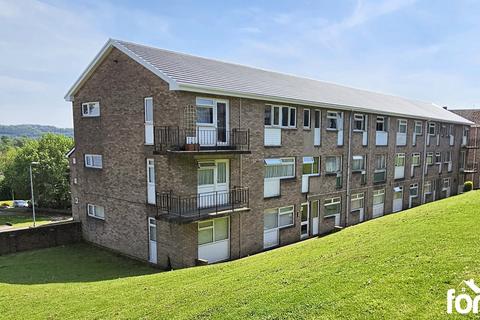 3 bedroom flat for sale, St Fagans Rise, Cardiff,