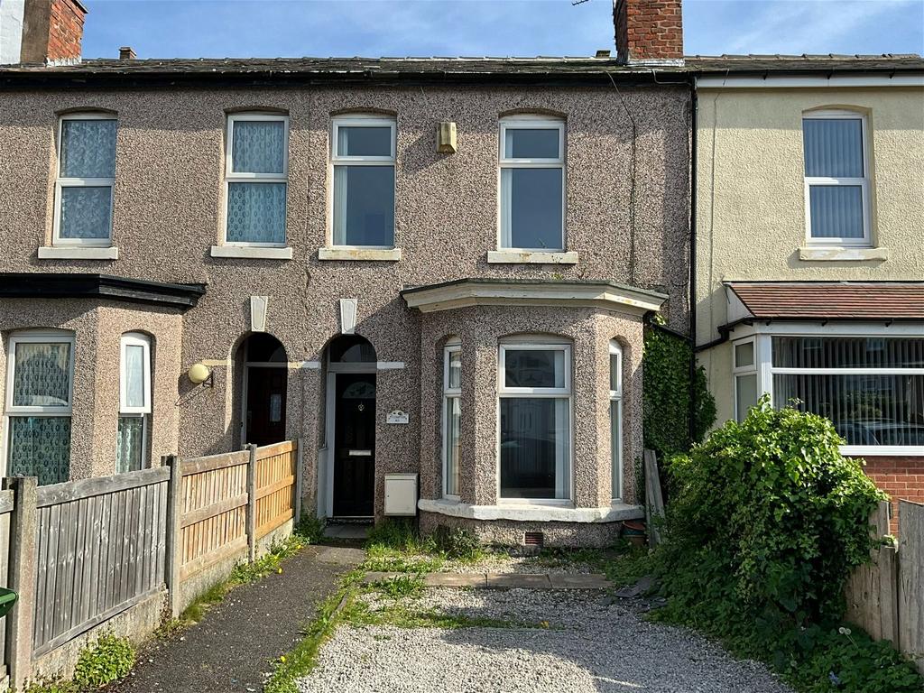 Compton Road, Southport PR8 2 bed terraced house for sale £130,000