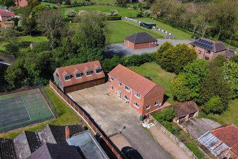 5 bedroom detached house for sale, Chapel Street, Goxhill, Barrow-Upon-Humber, DN19 7JJ