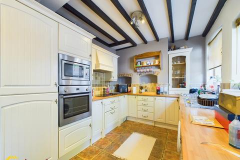 3 bedroom semi-detached house for sale, Wharf Cottages, Southam Road, Banbury OX16