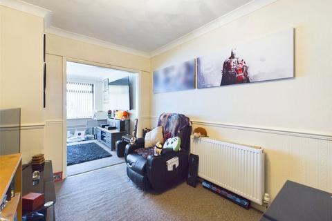 67 Abbey Road, Dunscroft, Doncaster, DN7 4LQ