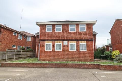 2 bedroom flat for sale, Southwood Road, Hayling Island