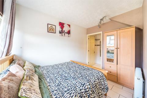 60 Hazel Grove, Staines-upon-thames, TW18 1JL