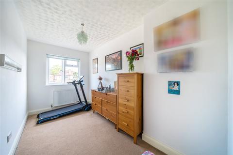 60 Hazel Grove, Staines-upon-thames, TW18 1JL