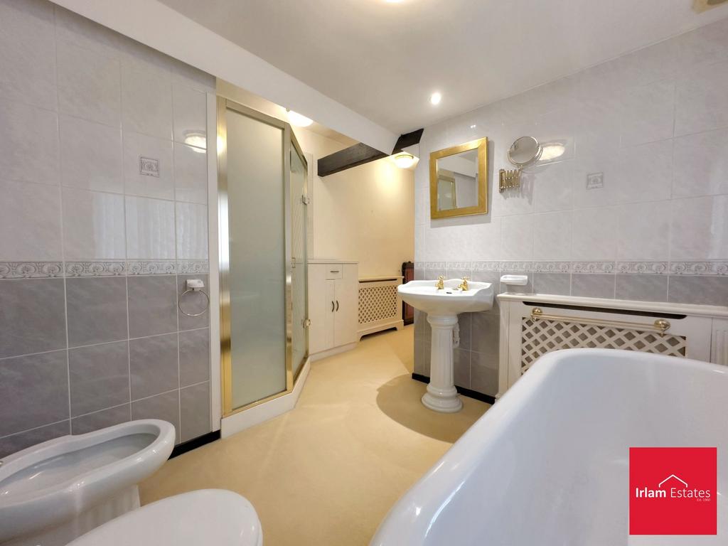 Ensuite