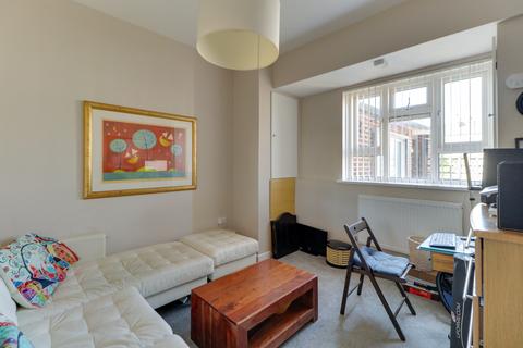 4 bedroom flat for sale, Palmerston Road, Southsea