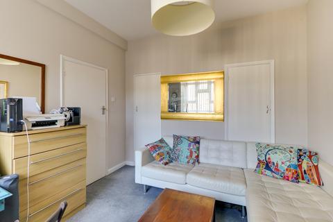 4 bedroom flat for sale, Palmerston Road, Southsea