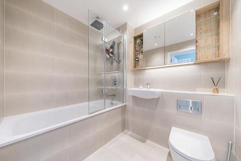 Flat 58, Wheatstone House, 650 - 654 Chiswick High Road, London, W4 5BB