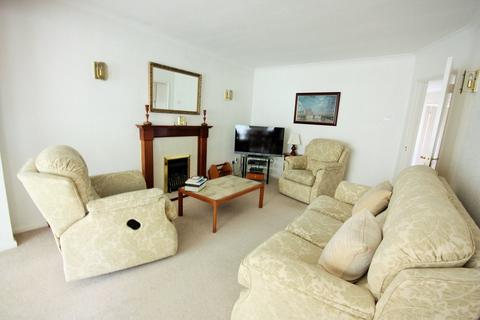 2 bedroom detached bungalow for sale, St Marys Avenue, Shenfield, Brentwood, CM15