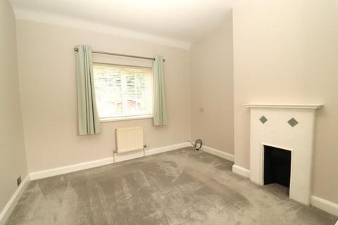 3 bedroom semi-detached house to rent, Rowtown, Addlestone, Surrey, KT15 1EY