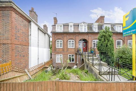 3 bedroom maisonette for sale, Southcroft Road, Furzedown, London, SW16