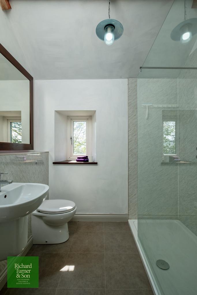 Principal Bedroom Ensuite