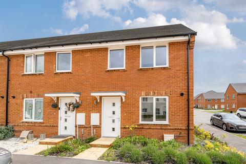 2 bedroom end of terrace house for sale, Angora Road, Andover, SP11