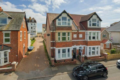 3 bedroom apartment for sale, South Road, Hythe, CT21