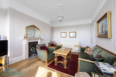 3 bedroom apartment for sale, Lewes Crescent, Brighton BN2