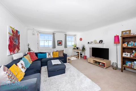4 bedroom apartment for sale, Lewes Crescent, Brighton BN2