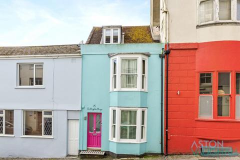 2 bedroom terraced house for sale, Margaret Street, Brighton BN2