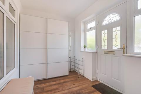 30 Plymtree, Southend-on-sea, SS1 3RA