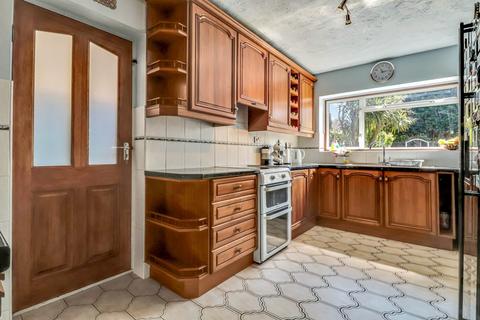 30 Plymtree, Southend-on-sea, SS1 3RA