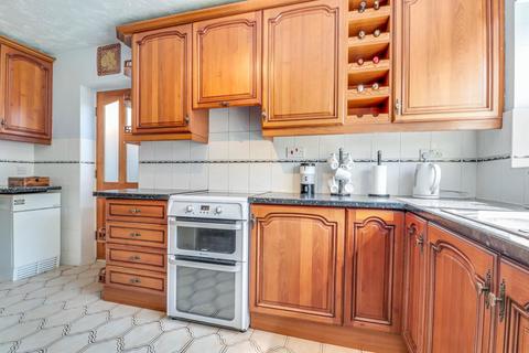 30 Plymtree, Southend-on-sea, SS1 3RA