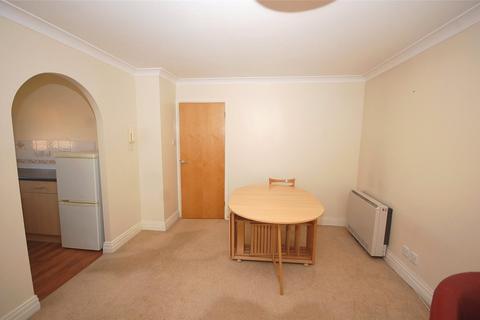 2 bedroom apartment for sale, Inkwell Close, Woodside Park, N12