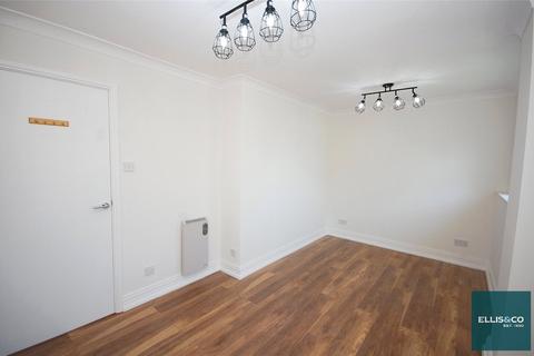 2 bedroom apartment for sale, Inkwell Close, Woodside Park, N12
