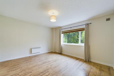 1 bedroom flat for sale, Balmoral Court, Carlisle, CA3