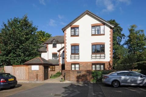 1 bedroom apartment to rent, St Saviours Place, Leas Road, Guildford GU1
