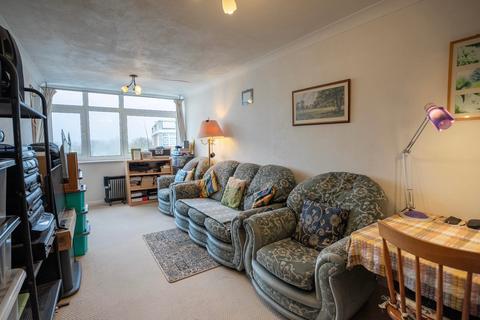 1 bedroom flat for sale, Wilford Lane, West Bridgford, Nottingham NG2